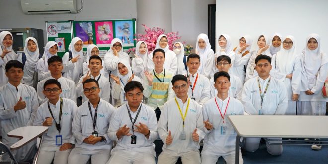 Siswa SMA YPSA Belajar Langsung Ke Konjen Jepang di Medan