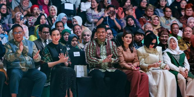 Penutupan Indonesia Fashion Week 2026, Bobby Nasution: Sumut Siap Jadi Pusat Fashion Indonesia Lewat Wastra