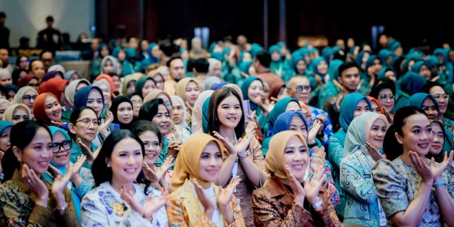 Kahiyang Ayu Hadiri Rakor Penguatan Tata Kelola Dekranasda, TP PKK, dan Posyandu di Jakarta